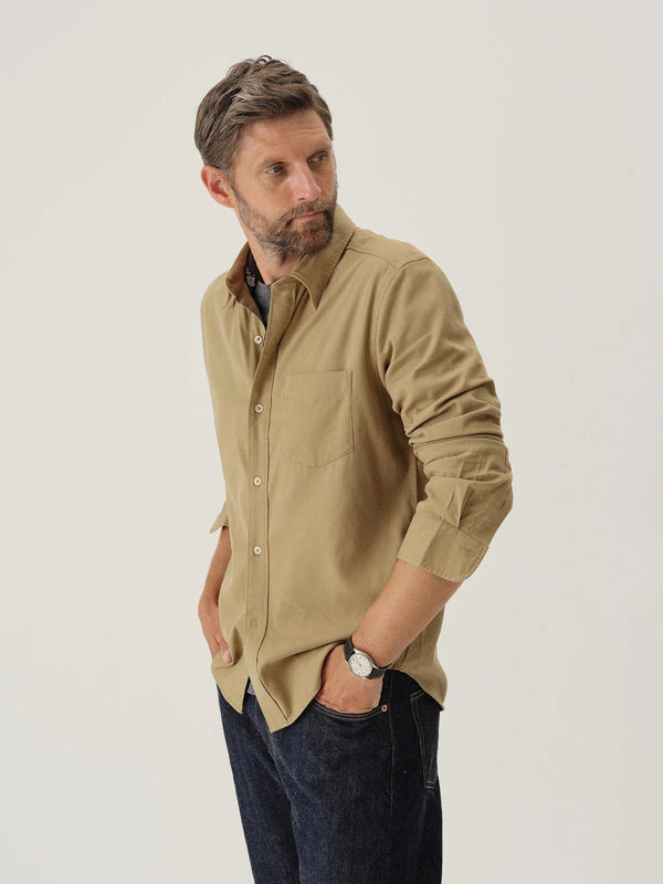 Men's everyday draped twill single pocket shirt